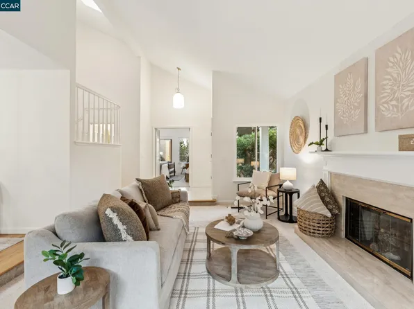 53 Paso Nogal Ct, Pleasant Hill, CA 94523