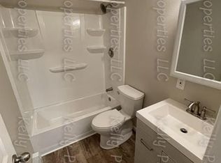 505 9th Ave SE APT 5, Sidney, MT 59270