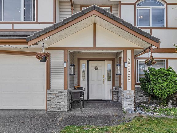 4th image of 20558 122nd Ave