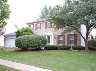 515 Wakefield Ln, Geneva, IL 60134