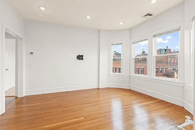 Building Photo - 37 Revere St #8