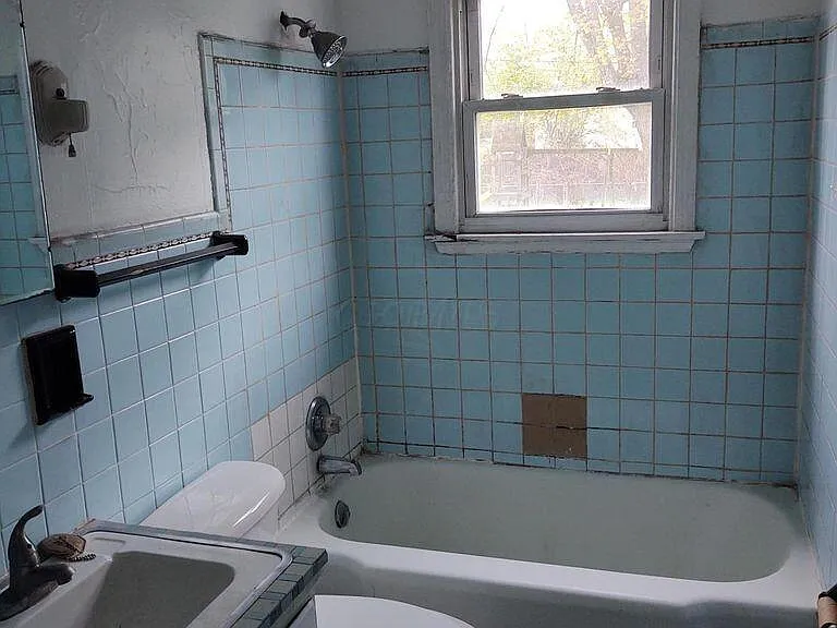 1739 Piedmont Rd — Photo 2