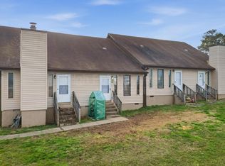 90 Park St #103, Chickamauga, GA 30707