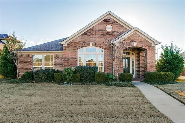 1st image of 2823 Ivy Glen Dr