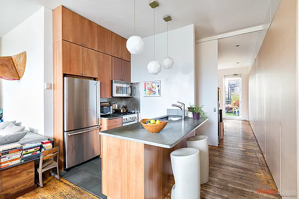 Sold by Modern Spaces | media 17