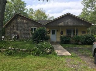 63 Pig Hill Rd, Coventry, RI 02827