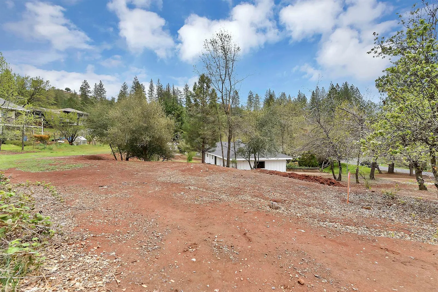 166 Sweetwater Dr photo 1