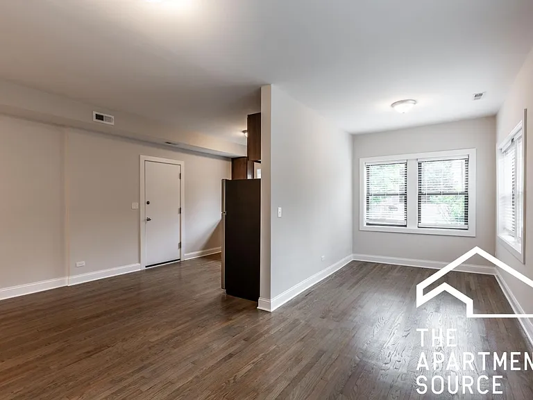 3409 W Fullerton Ave #2B — Photo 6