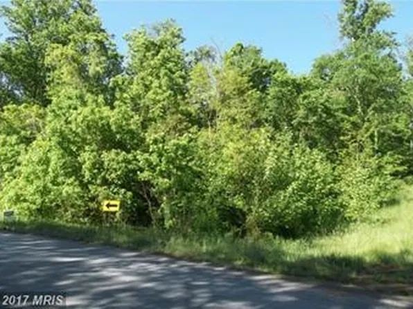 112 Buck Mountain Rd, Bentonville, VA 22610