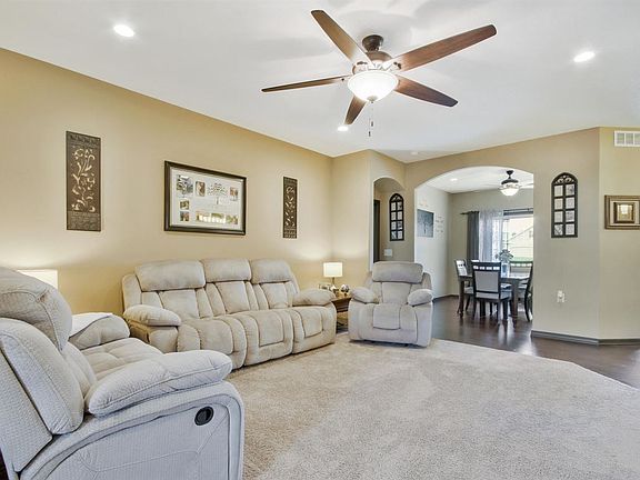 5th image of 2317 S McKenzie Ct