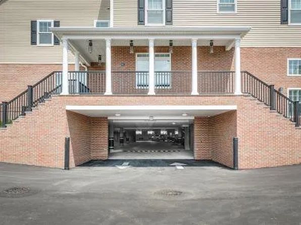 The Hills at Port Jefferson Village, 23 Texaco Ave #206, Pt Jefferson, NY 11777