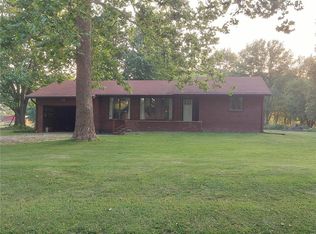 3079 Foote St, Bunker Hill, IL 62014