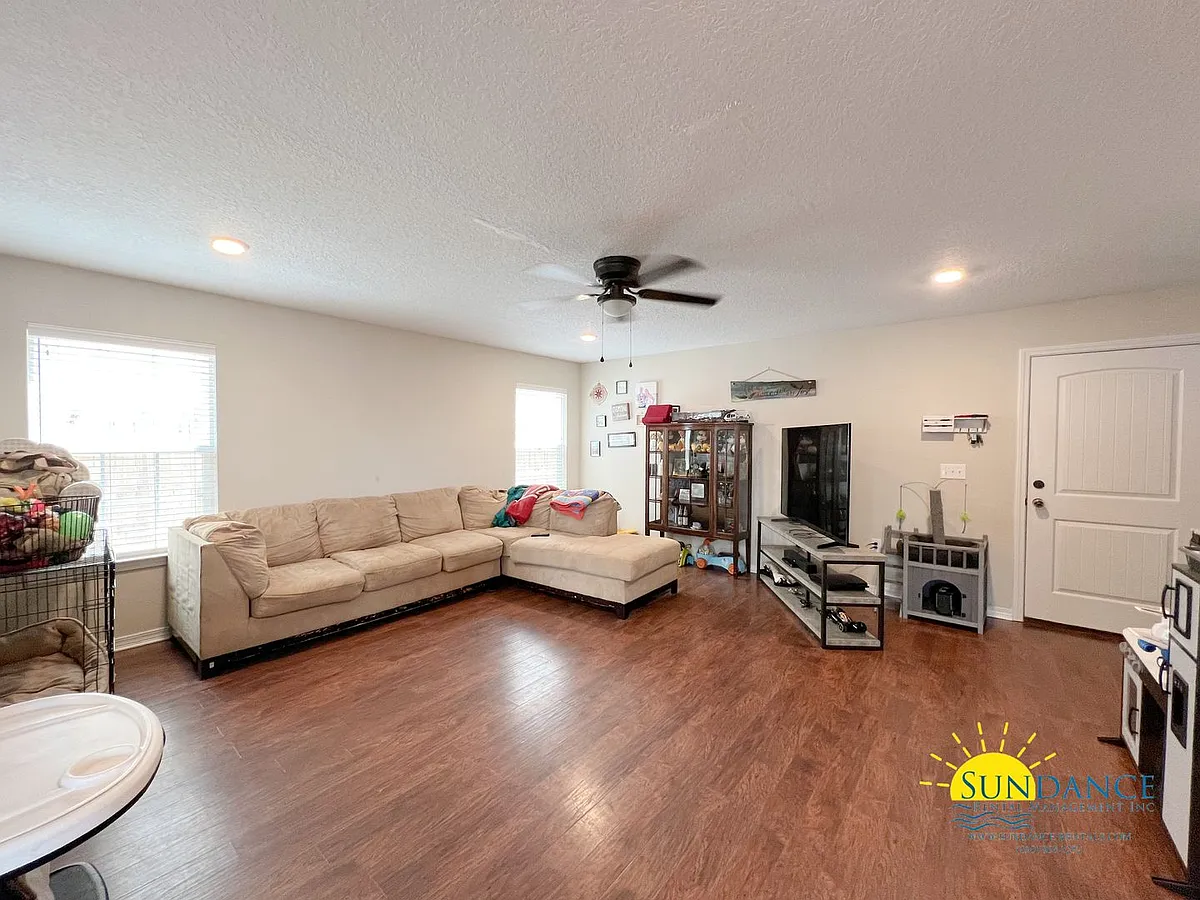 Building Photo - 108 Bolte Ct