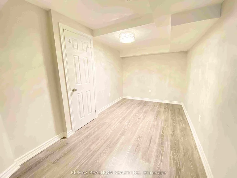 4 Reddington Rd — Photo 4