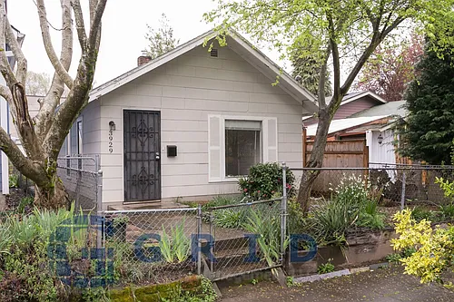 3929 N Albina Ave Photo 1