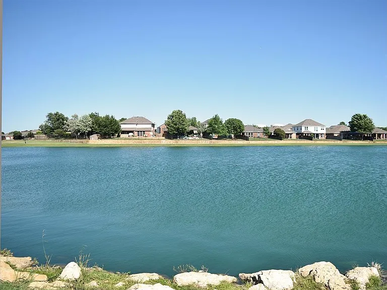 12608 Clarksburg Trl — Photo 6