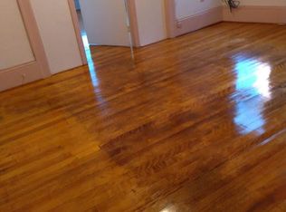 3 Bluff St APT 2, Worcester, MA 01610