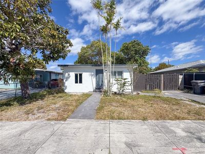 5615 SW 40th St, West Park, FL, 33023
