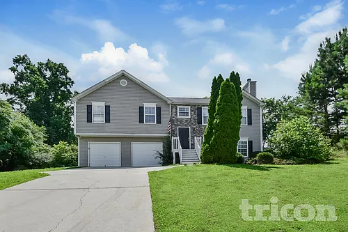 245 Longview Dr Photo 1
