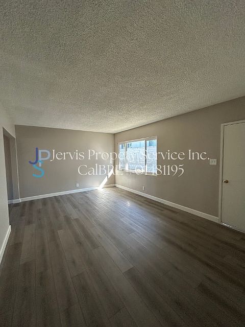 1st image of 5151 Live Oak St APT B