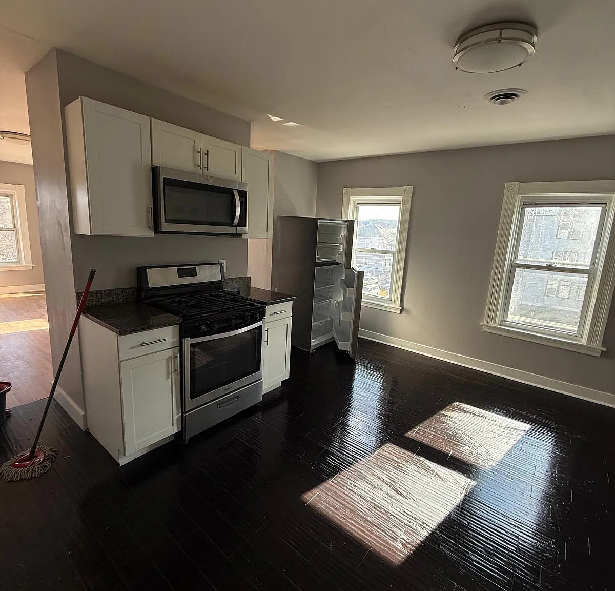 26 West St — Photo 1