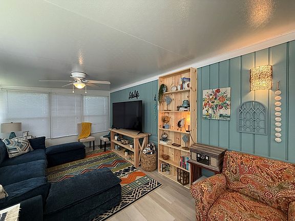4th image of 103 Sandy Dr