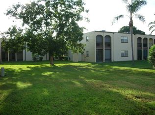 7701 Starkey Rd APT 107, Seminole, FL 33777