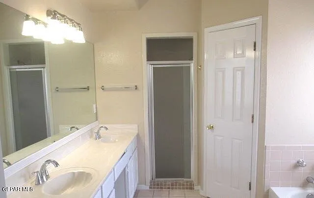 1120 Coyote Ln — Photo 10