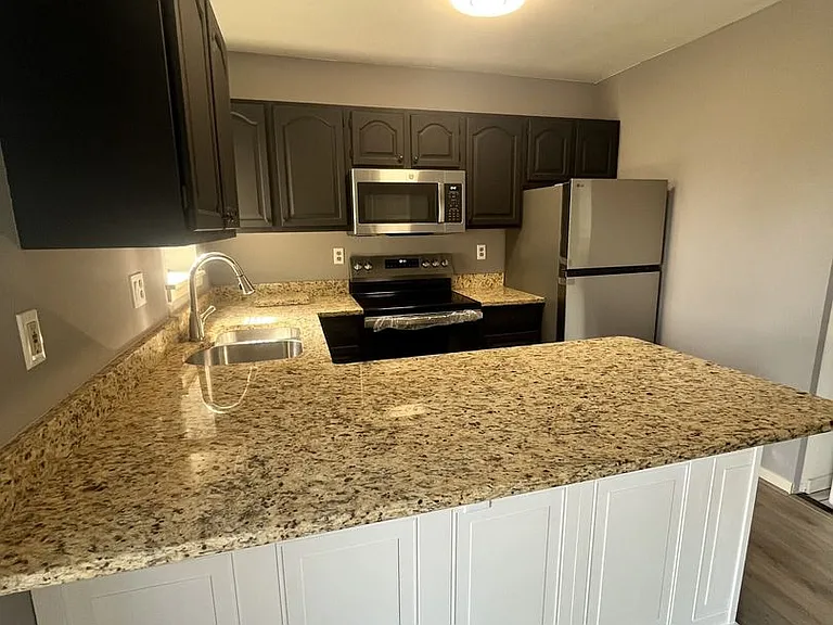 146 Paladin Dr — Photo 10