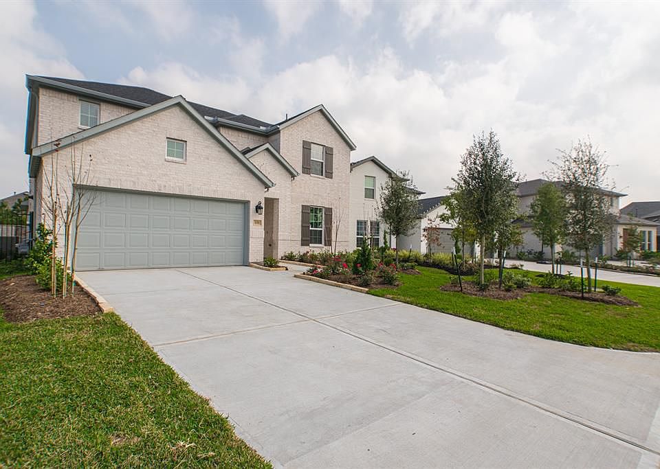 1st image of 155 Renodes Garden Ln