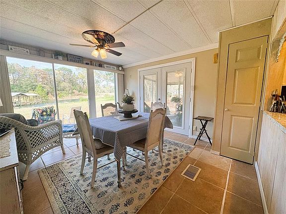 5th image of 107 ROYAL PALM DRIVE