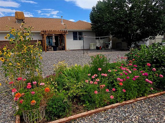 2nd image of 1700 Alder Drive