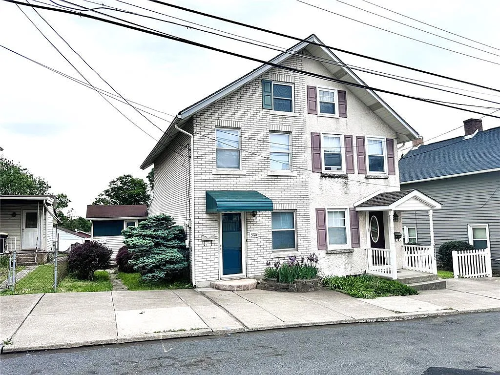 2 bed, 1.0 bath, 1139 sqft, $1,750 — Photo 1