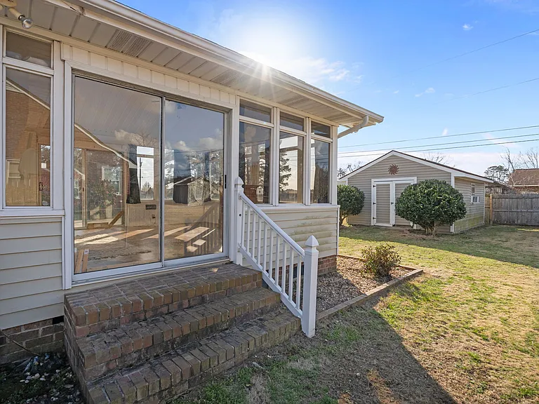 4130 Terrace Dr — Photo 35