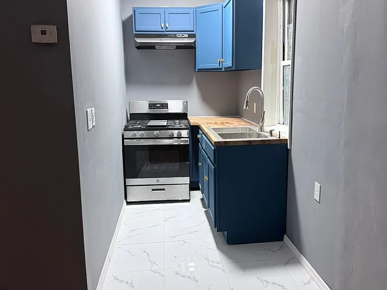 201 Parker Ave #1 — Photo 3