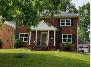 1184 Sunset Dr, Alliance, OH
