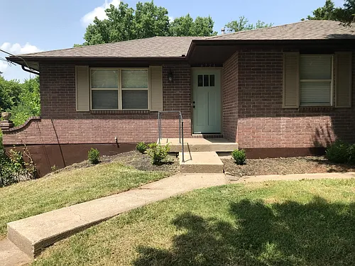 4726 Hadley St Photo 1