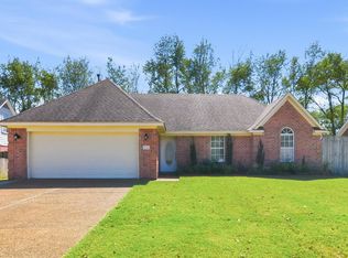 1261 Thames Dr, Southaven, MS 38671