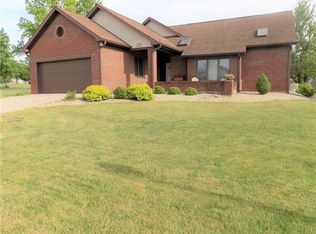 890 Robin Wood Pl, Greencastle, IN