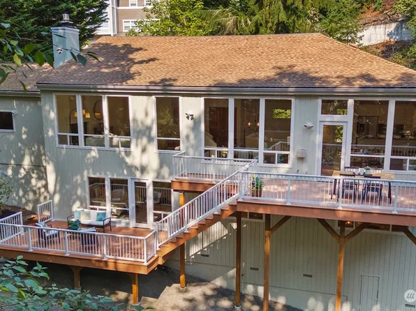 9405 SE 47th Street, Mercer Island, WA 98040