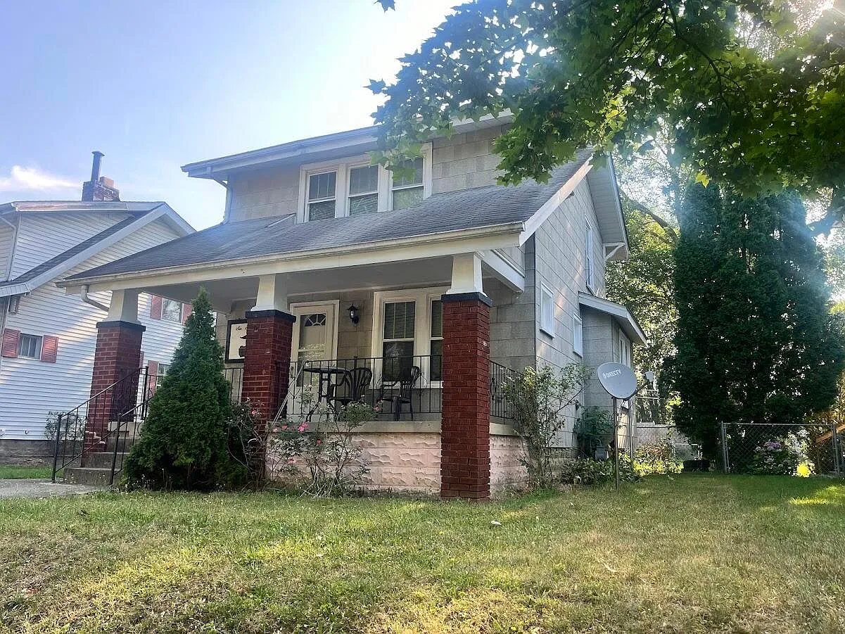 664 S Terrace Ave photo 1