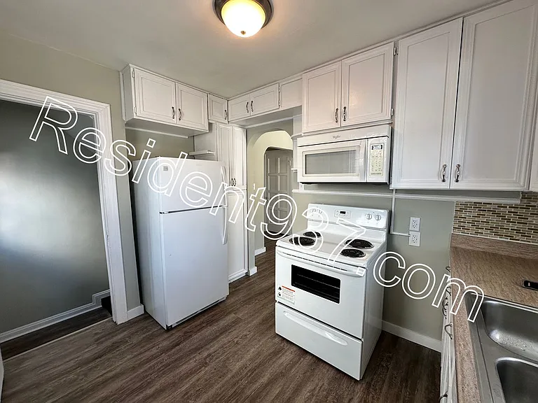1659 Hearthstone Dr — Photo 13