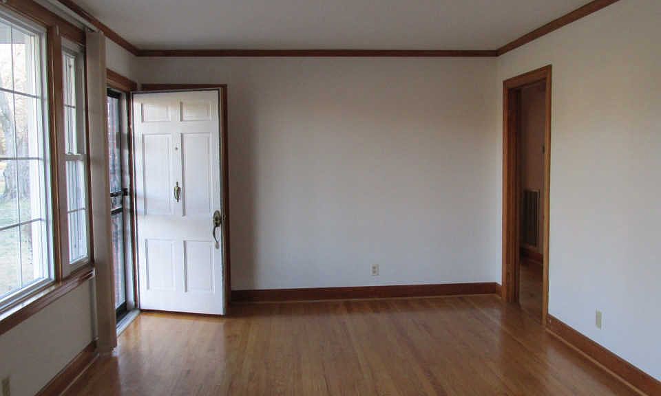 1st image of 25 Lacy Ln