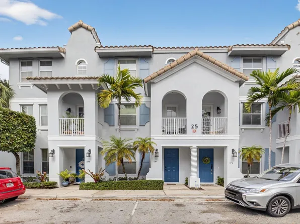 1252 Via De Fossi, Boynton Beach, FL 33426