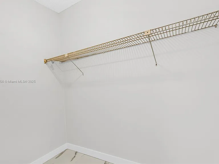 9355 SW 8th St #425 — Photo 24