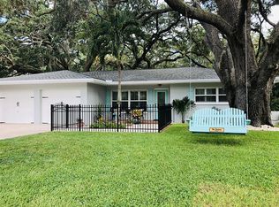 246 Garden Cir N, Dunedin, FL 34698