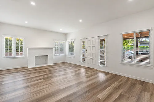 Modern Living: 8-Unit Apartment Building in the Heart of Downtown San Luis Obispo Photo 1