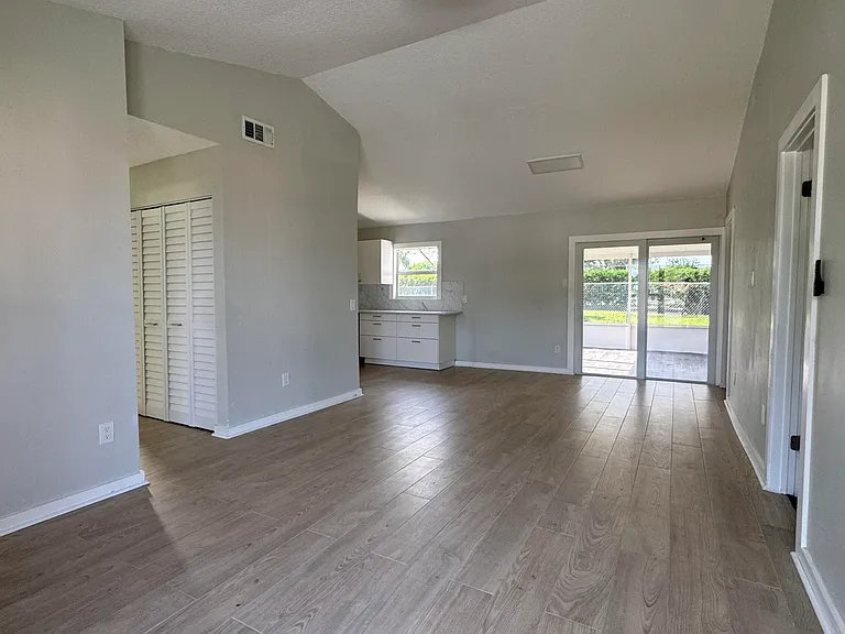 8395 Garden Gate Pl — Photo 3