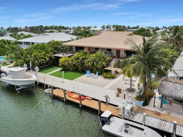 350 11th St, Key Colony Beach, FL 33051