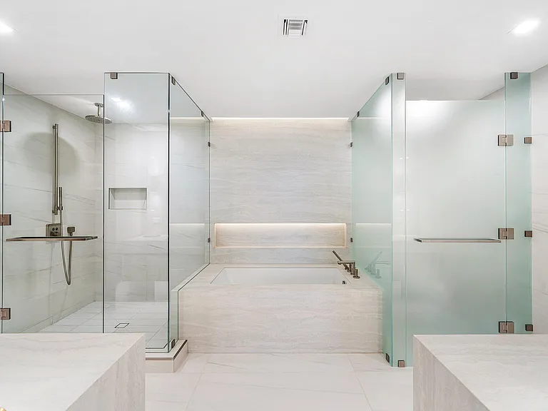 900 N Ocean Blvd #1504 — Photo 23